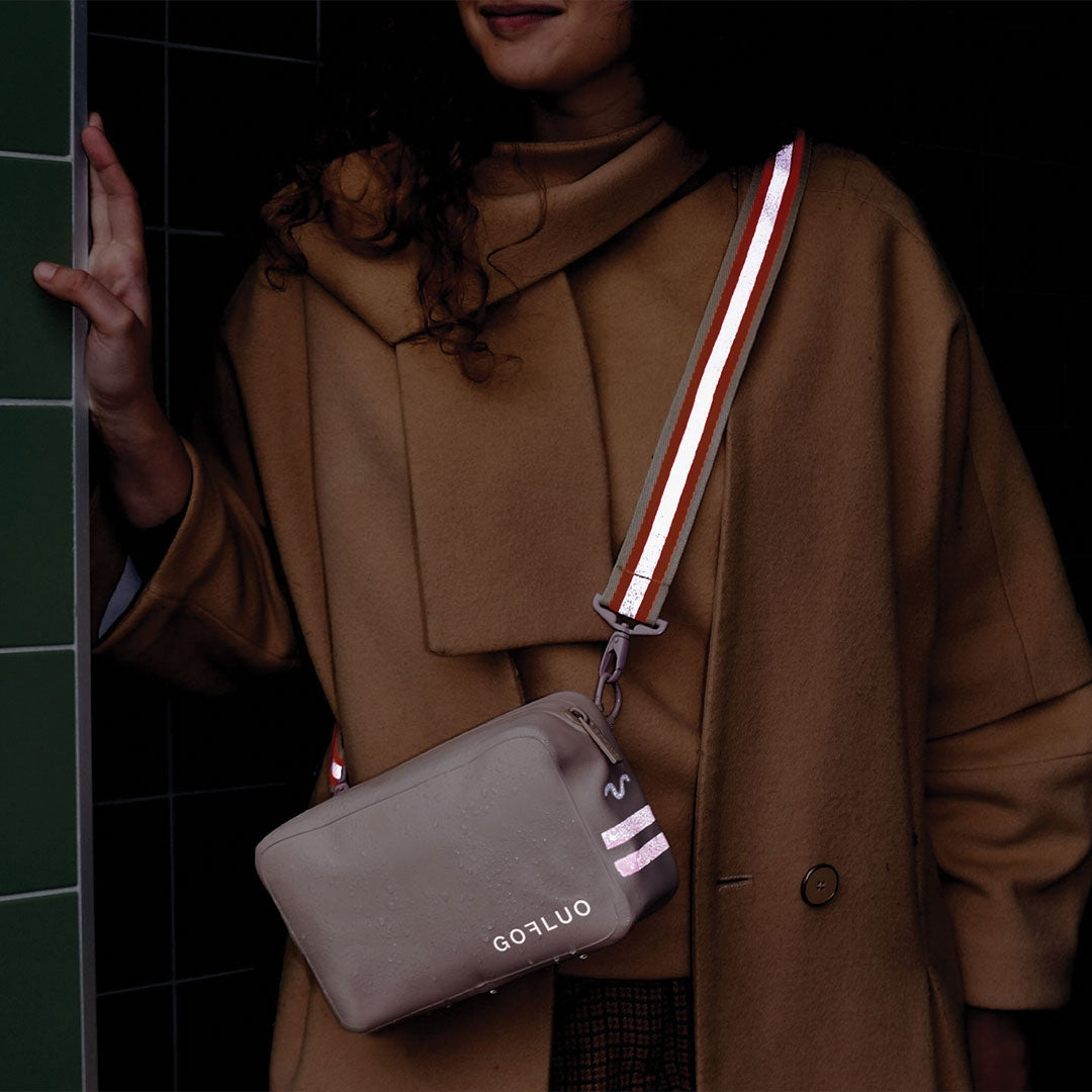 rose kf lenkertasche Colette | altrosa fahrradlenker- & umhängetasche reflektierende gurte