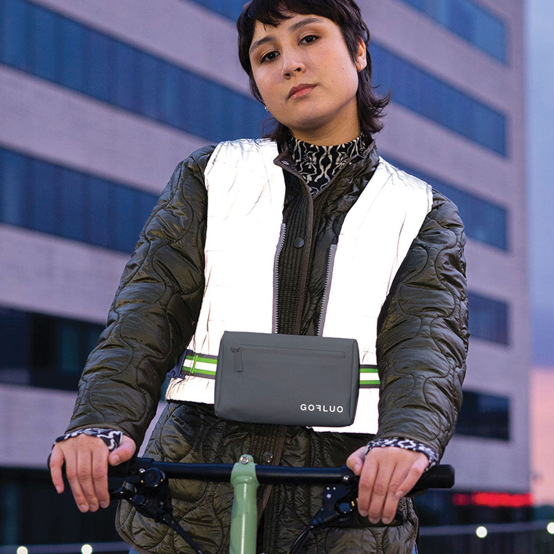 harper 2.0 | belt bag with reflective bag strap - GOFLUO