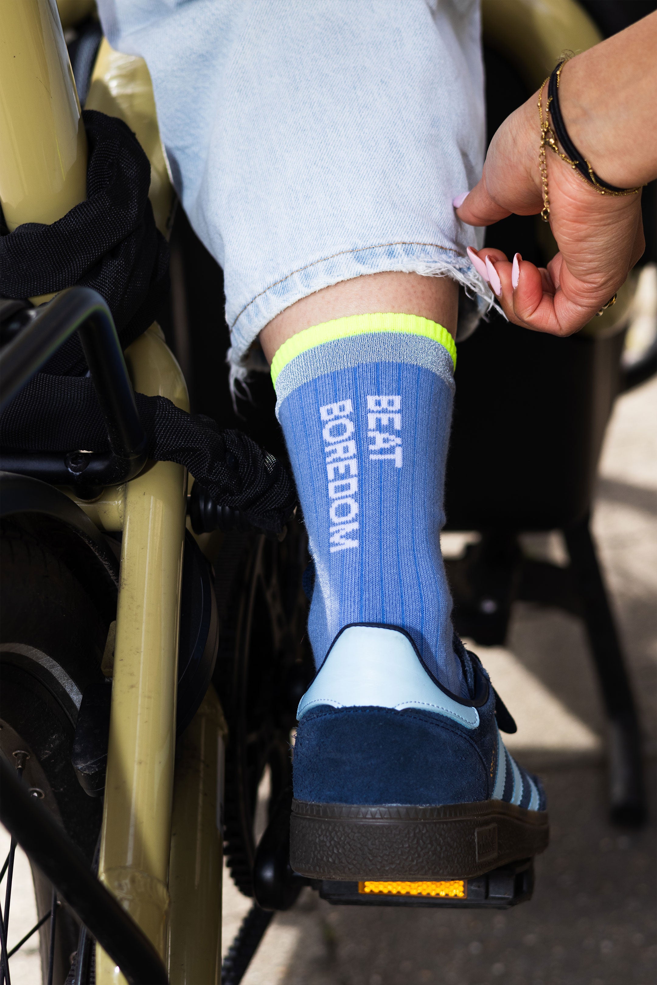 Bonnie | Blue Yellow