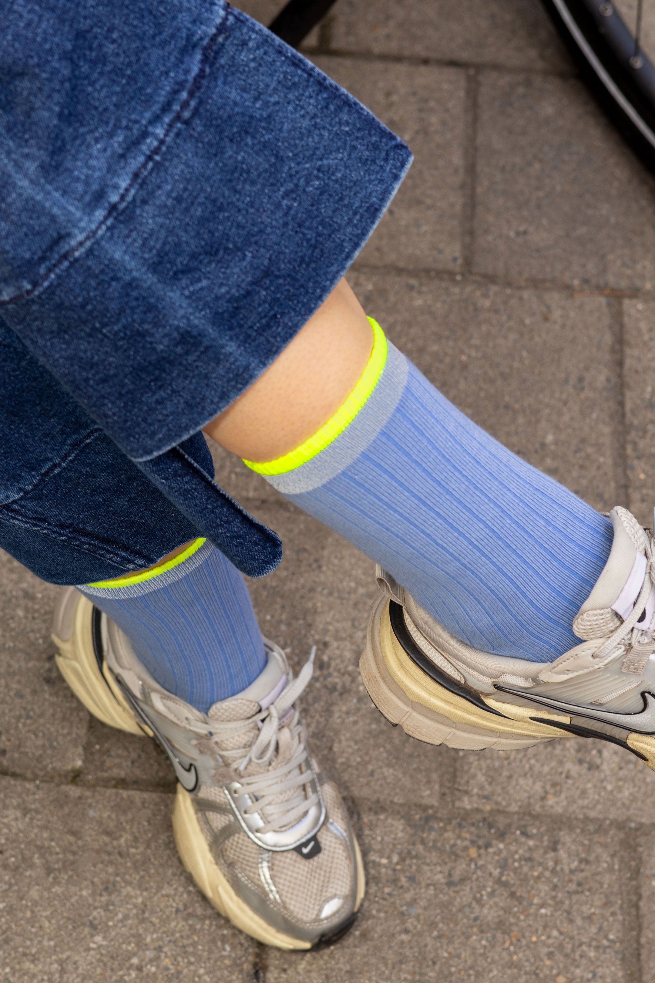 Bonnie | Blue Yellow