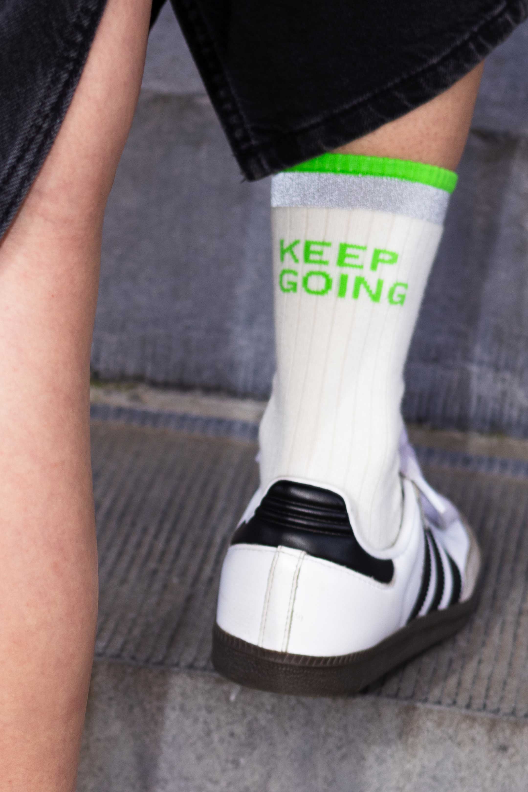 Bonnie | white green