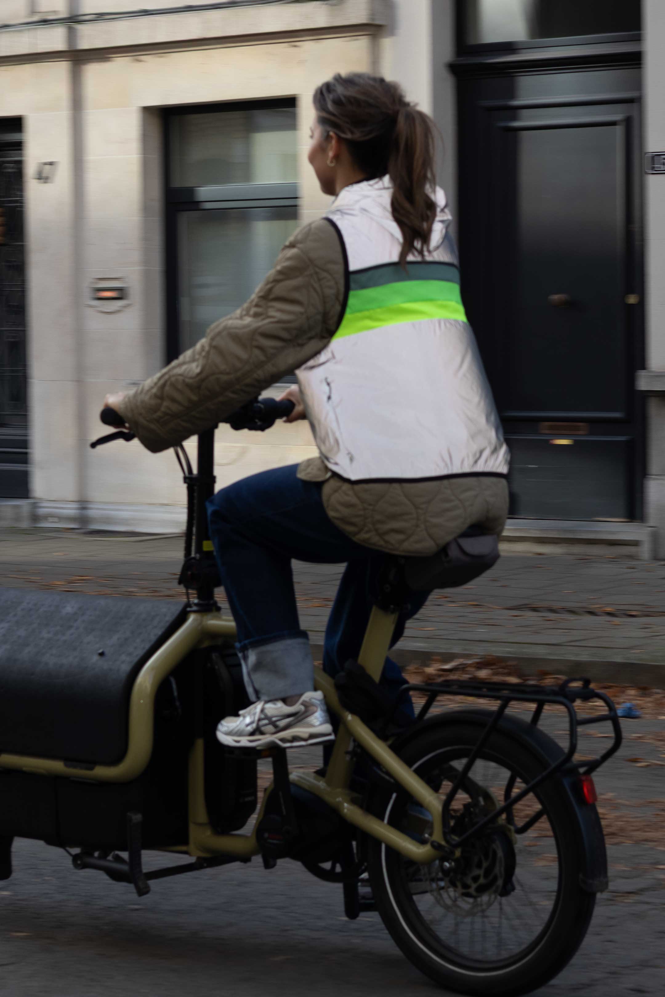 North | Grey reflective