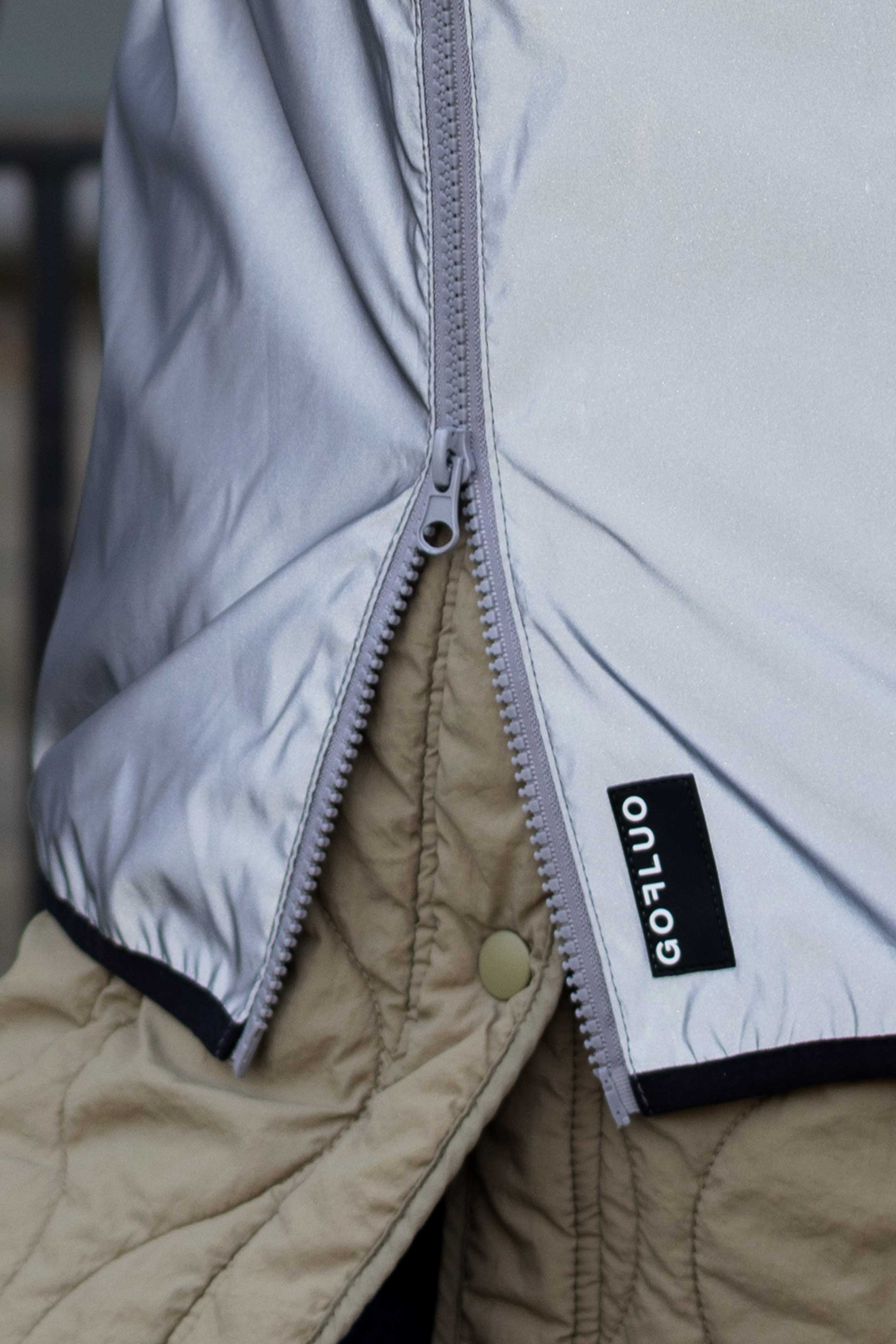 North | Grey reflective