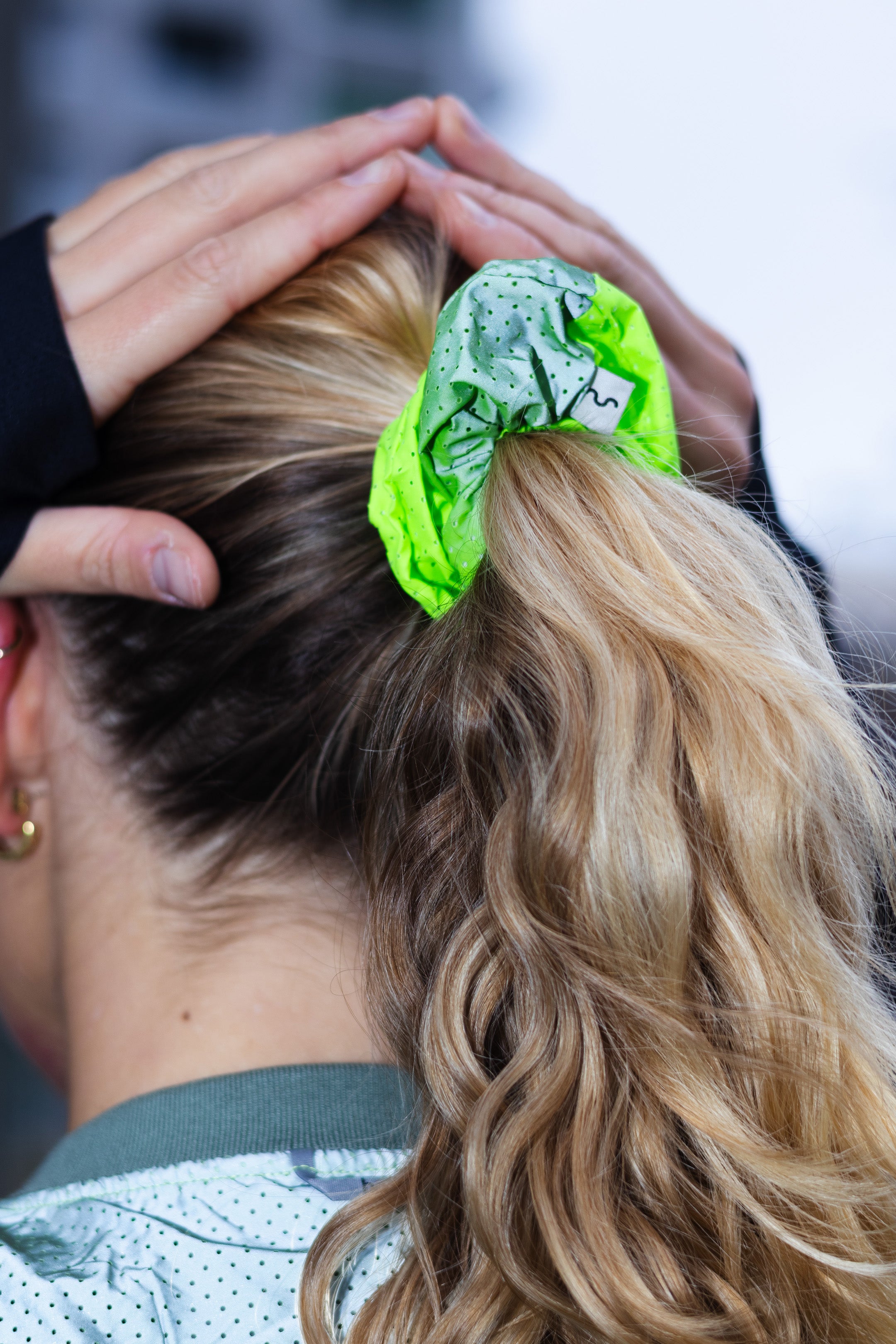 Scrunchie | Green reflective